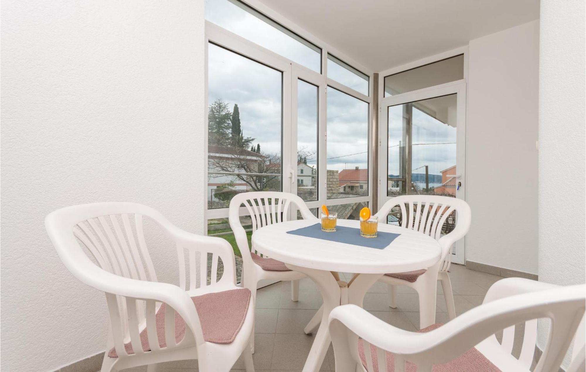 Awesome Apartment In Sveti Filip I Jakov W/ 1 Bedrooms Zewnętrze zdjęcie