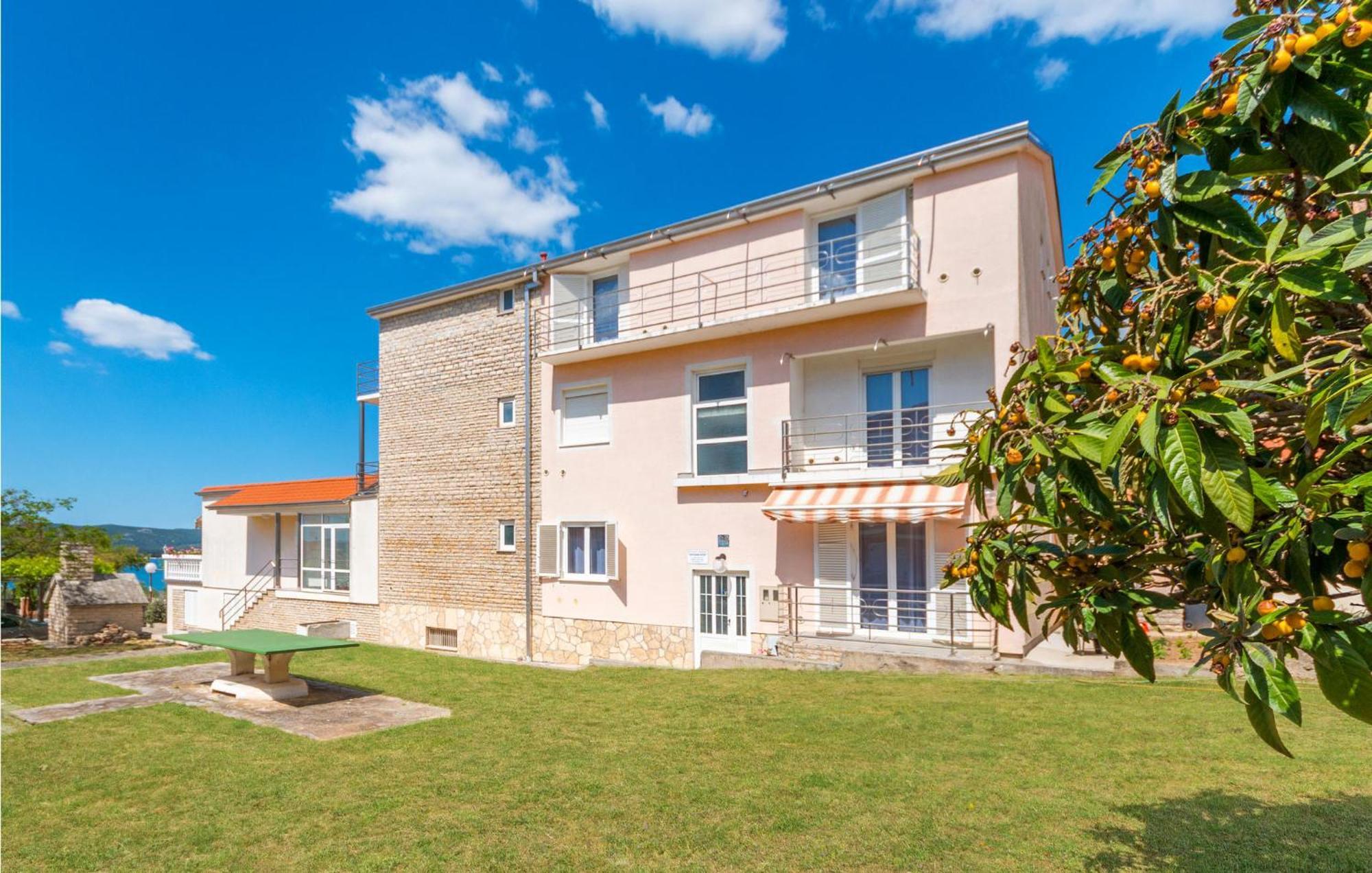 Awesome Apartment In Sveti Filip I Jakov W/ 1 Bedrooms Zewnętrze zdjęcie